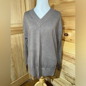 Emerald Light Brown V-Neck Sweater Ribbed Detail Size Medium NWT